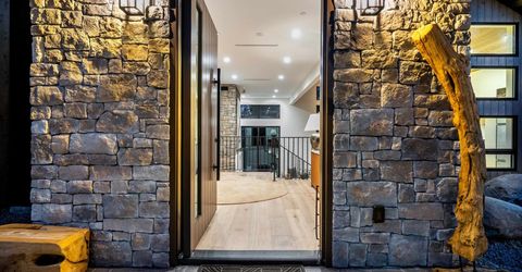 9348 Nine Bark Road, Truckee, CA 96161 Photo