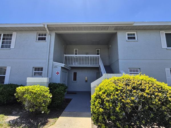 921 Sonesta Avenue NE, Unit 202, Palm Bay, FL 32905