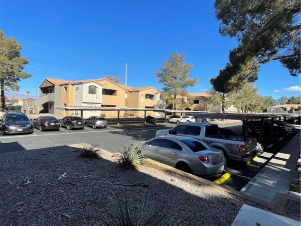 3151 SOARING GULLS Drive, Unit 1198, Las Vegas, NV 89128