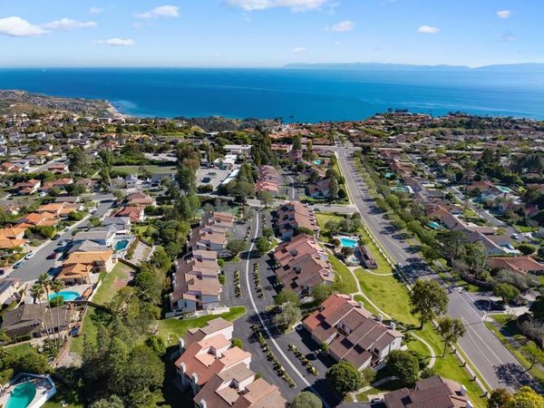 22 Seaview Dr S, Rolling Hills Estates, CA 90274