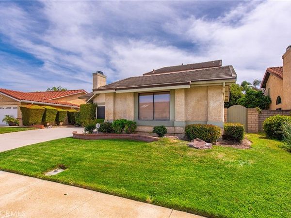 13792 Christian Barrett Drive, Moorpark, CA 93021