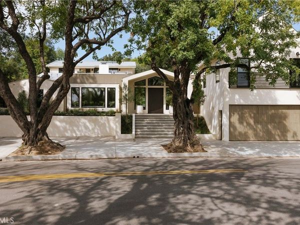 12162 Laurel Terrace Drive, Studio City, CA 91604