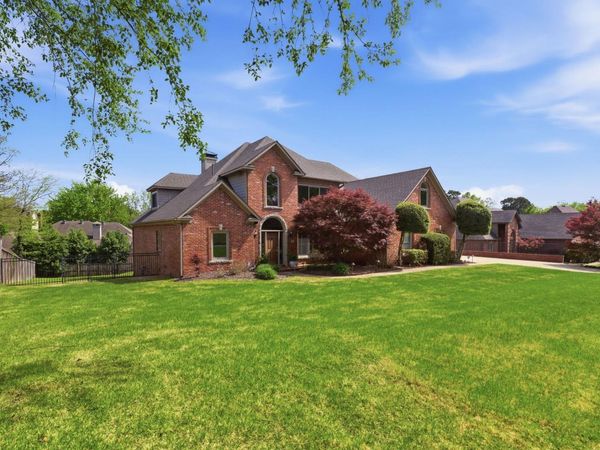 7 Chambord Lane, Little Rock, AR 72223