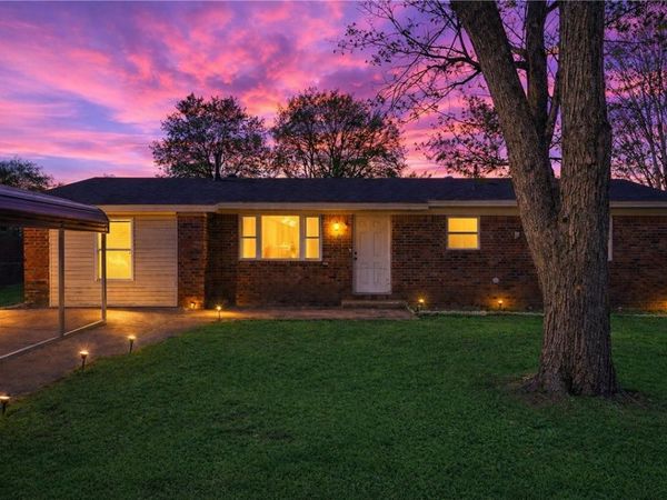 73 Elmwood Street , West Fork, AR 72774