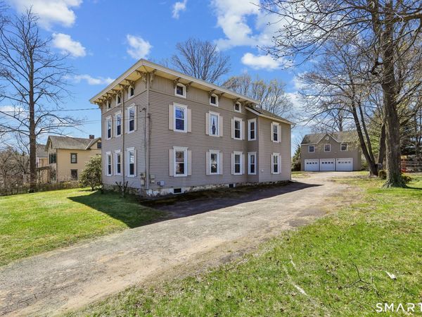 8 Pleasant , Danbury, CT 06810