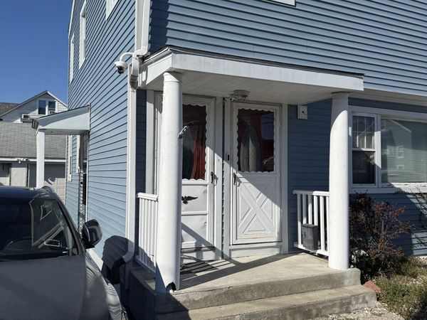 95-97 Locust , Bridgeport, CT 06610