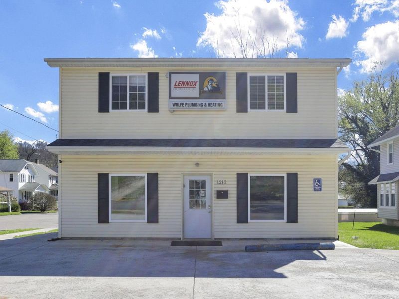 1212 N Columbus Street, Lancaster, OH 43130 Photo 1