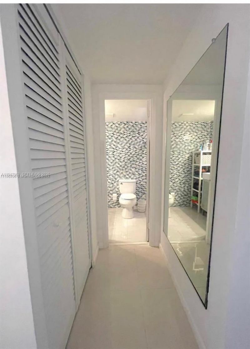 251 174th Street, Unit 1810, Sunny Isles Beach, FL 33160 Photo