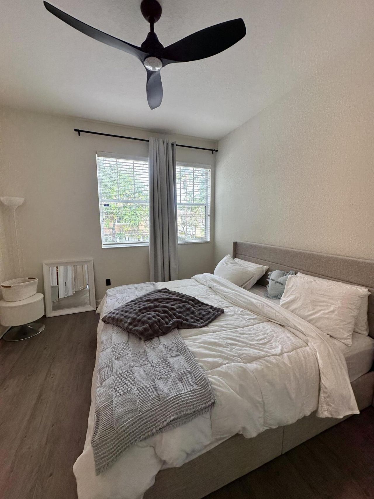 661 Corte Madera Lane, Unit 4, West Palm Beach, FL 33401 Photo