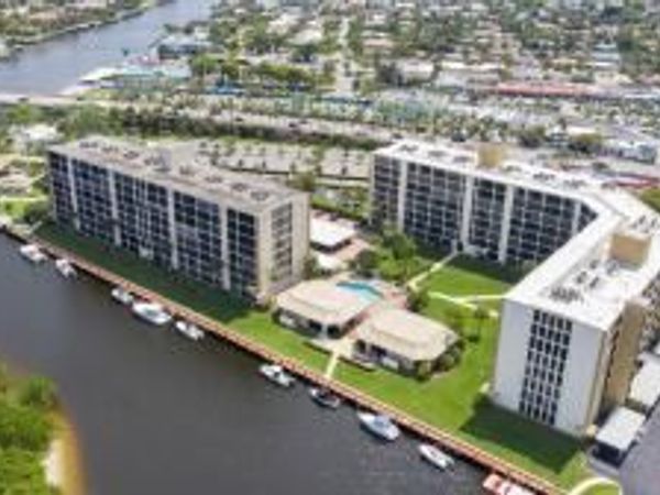 1629 Riverview Road, Unit 221, Deerfield Beach, FL 33441