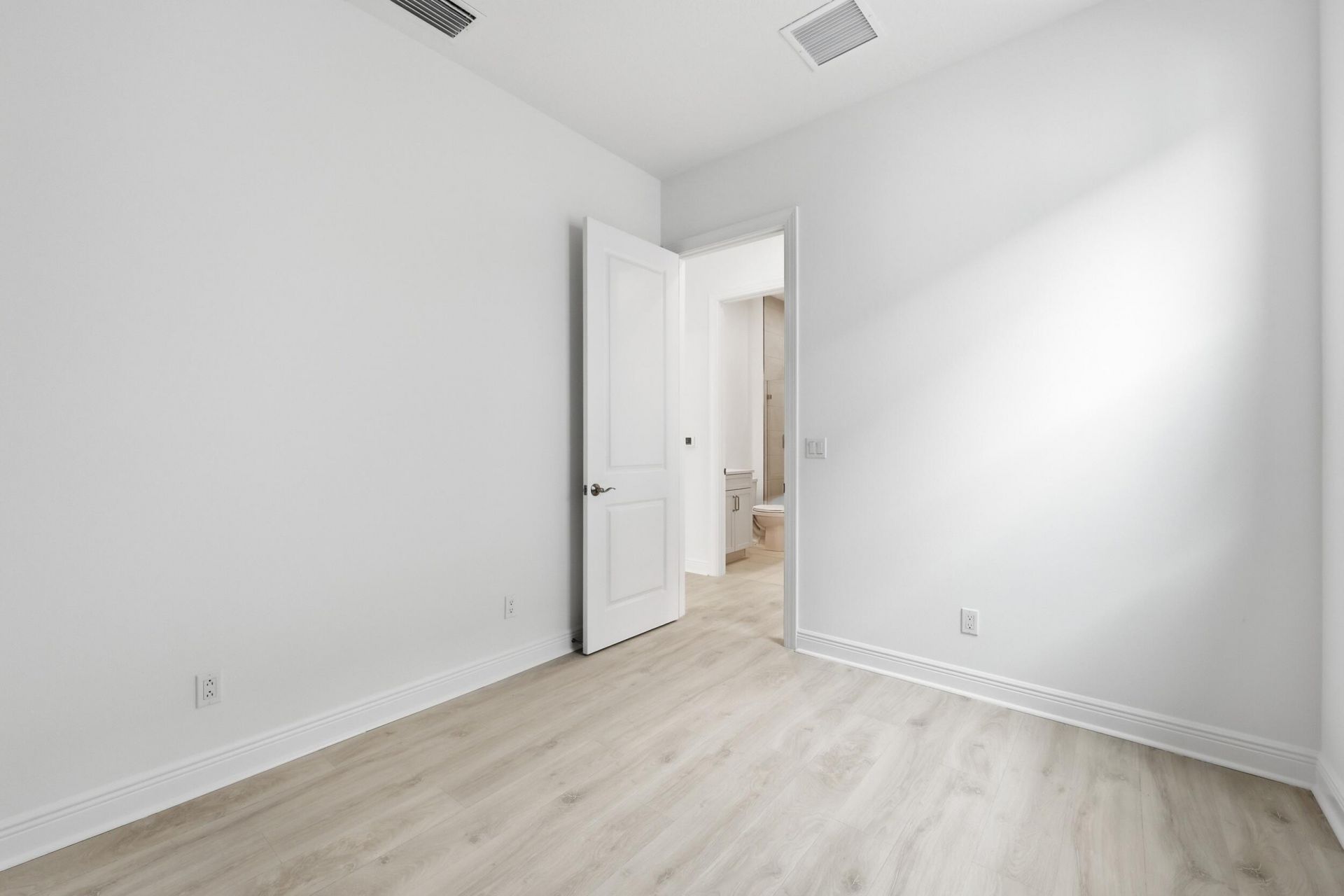 140 SE Via Tirso, Port Saint Lucie, FL 34952 Photo