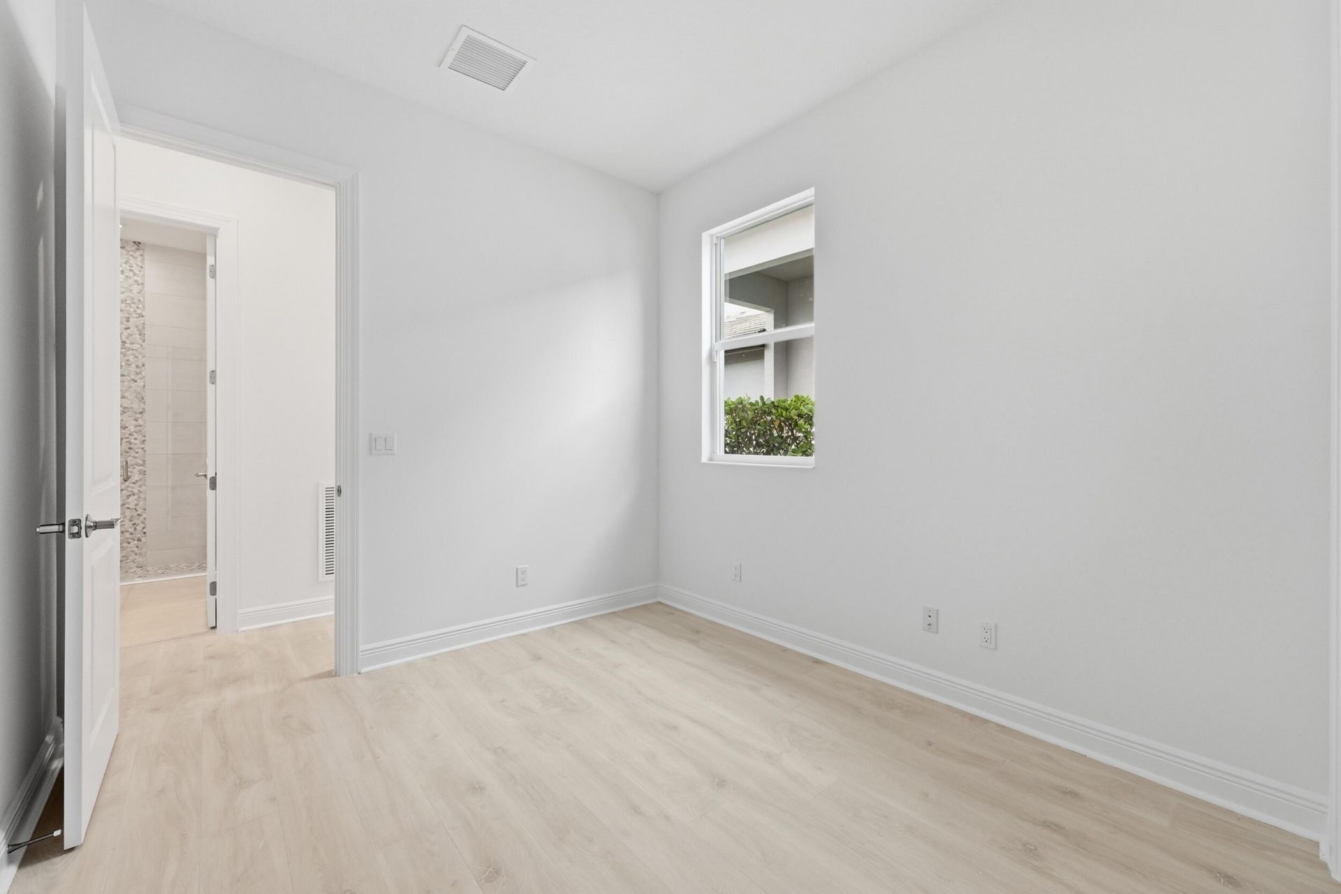 140 SE Via Tirso, Port Saint Lucie, FL 34952 Photo