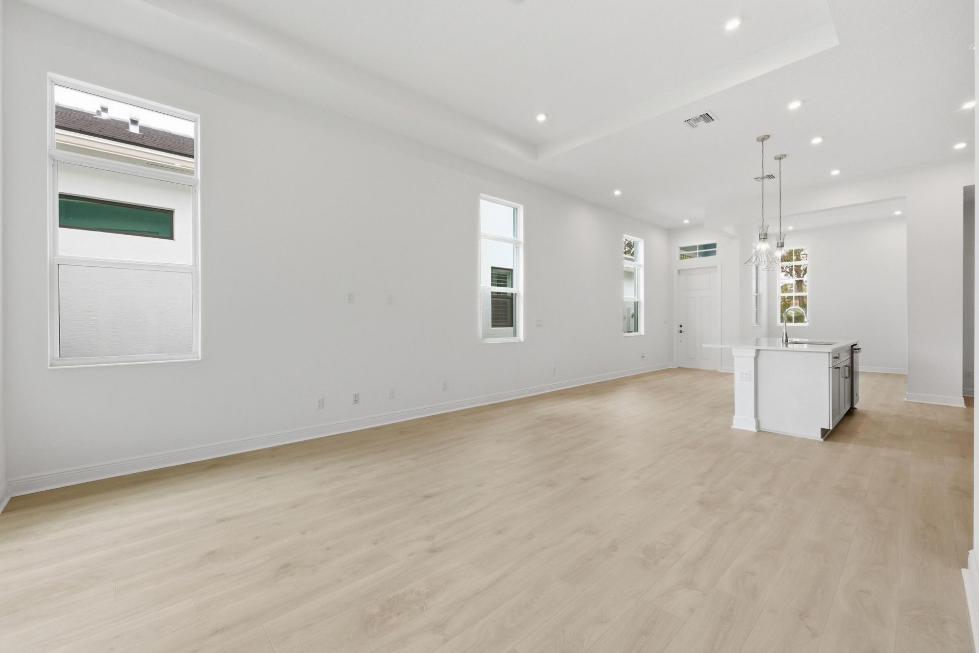 140 SE Via Tirso, Port Saint Lucie, FL 34952 Photo