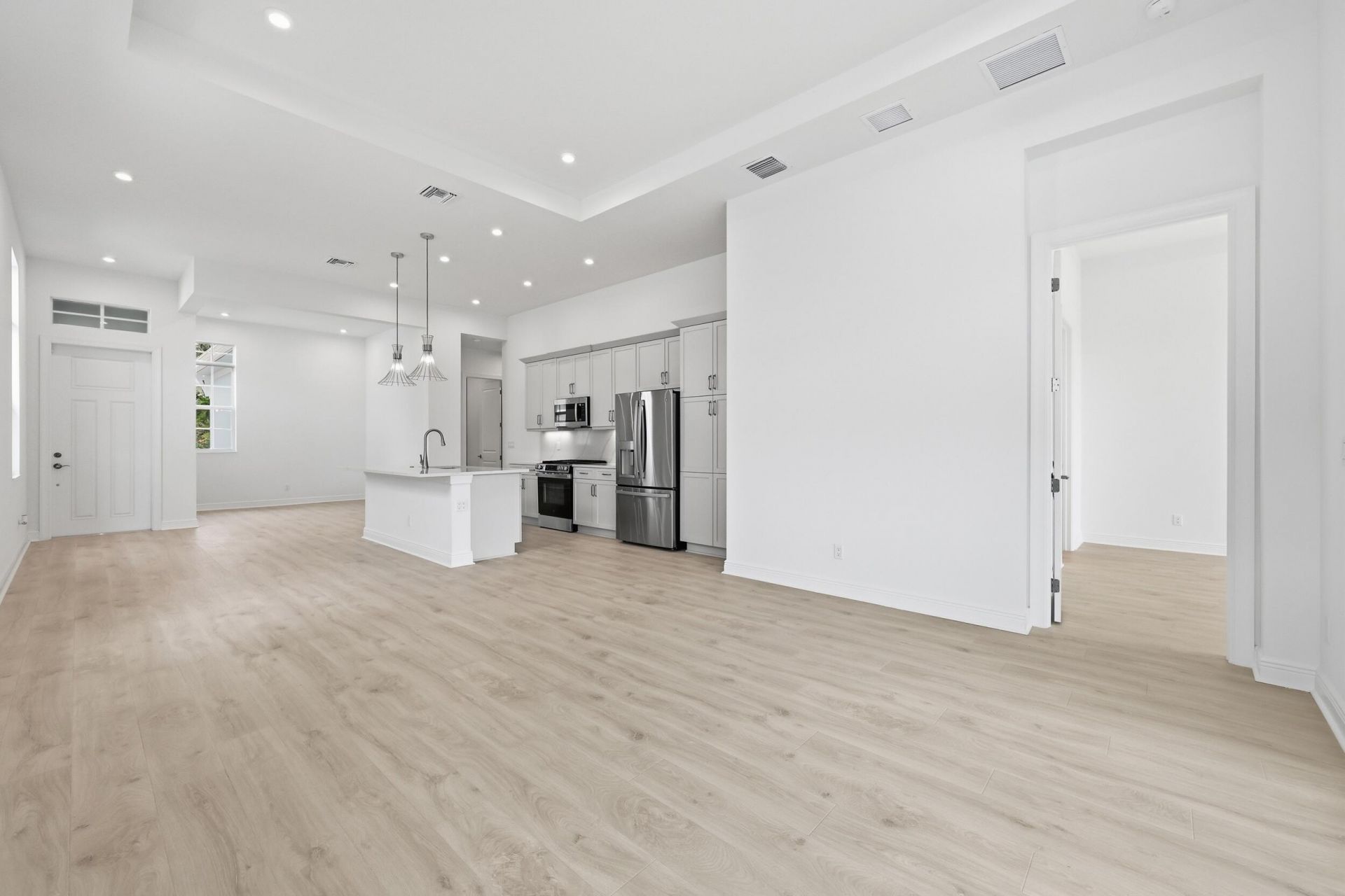 140 SE Via Tirso, Port Saint Lucie, FL 34952 Photo