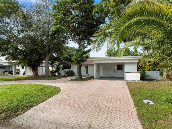 715 NE 25th Avenue, Pompano Beach, FL 33062