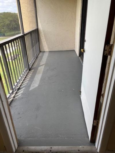 2820 Tennis Club Drive, Unit 401, West Palm Beach, FL 33417 Photo