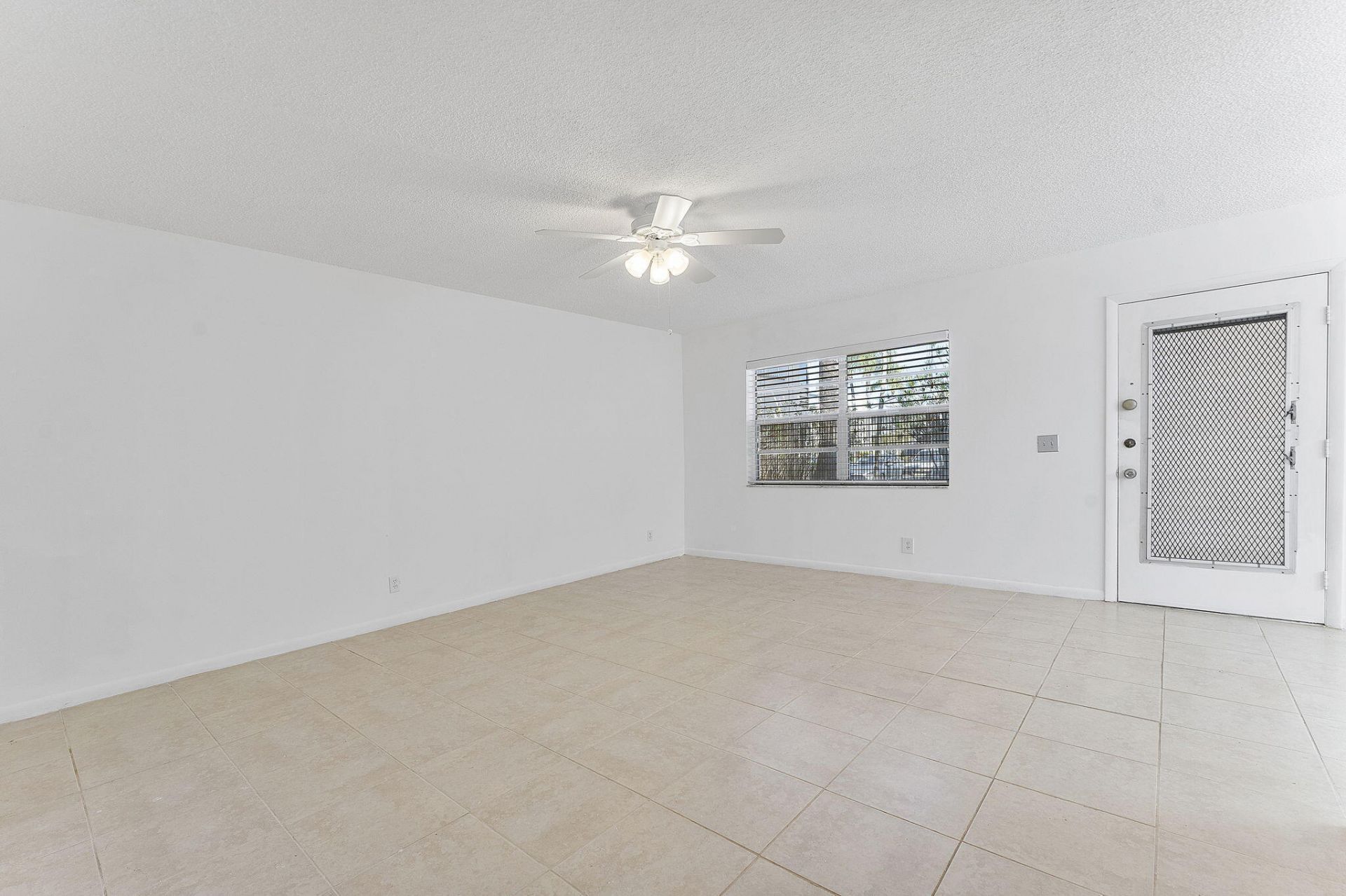 877 Flanders S, Delray Beach, FL 33484 Photo