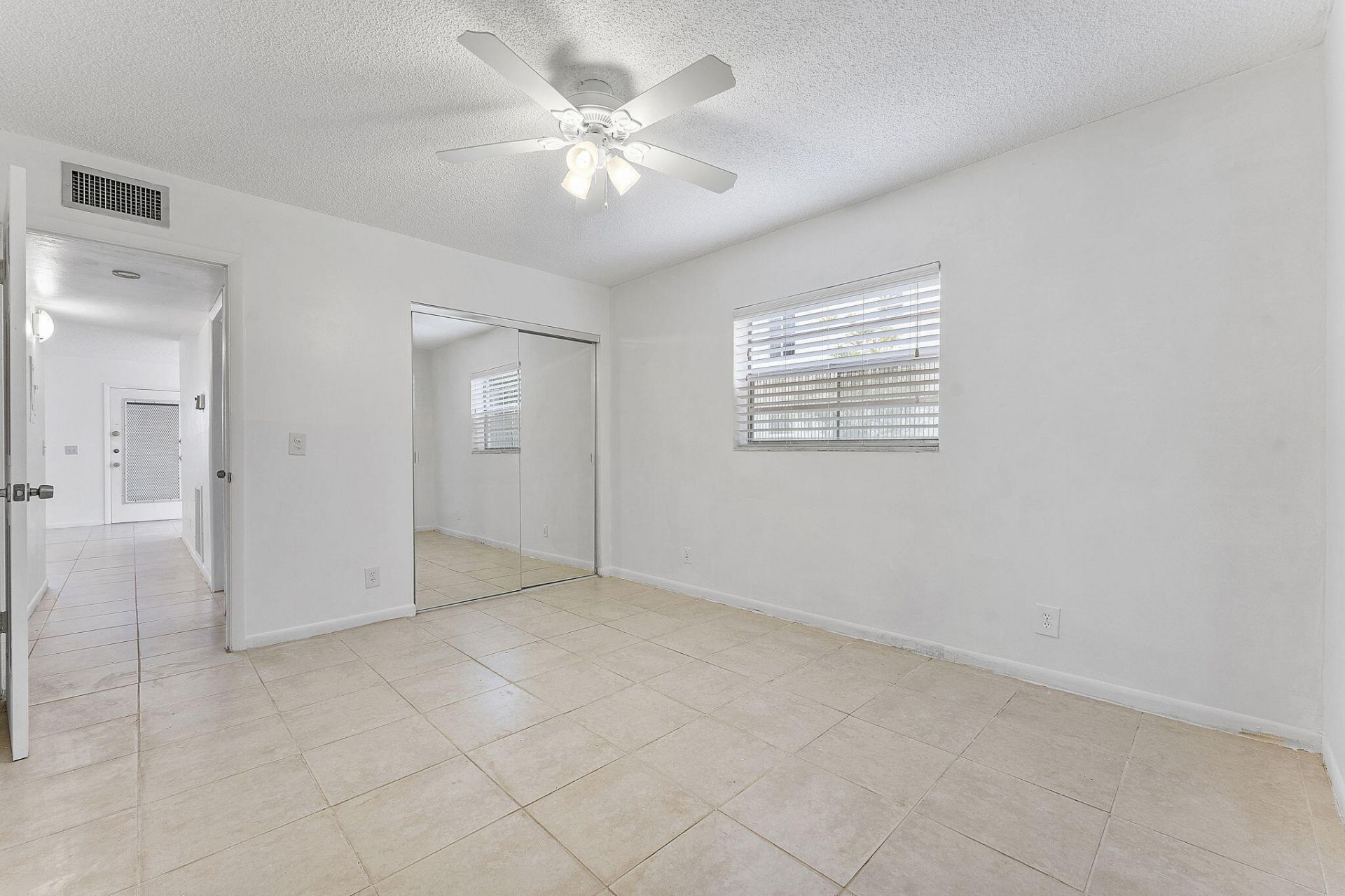 877 Flanders S, Delray Beach, FL 33484 Photo