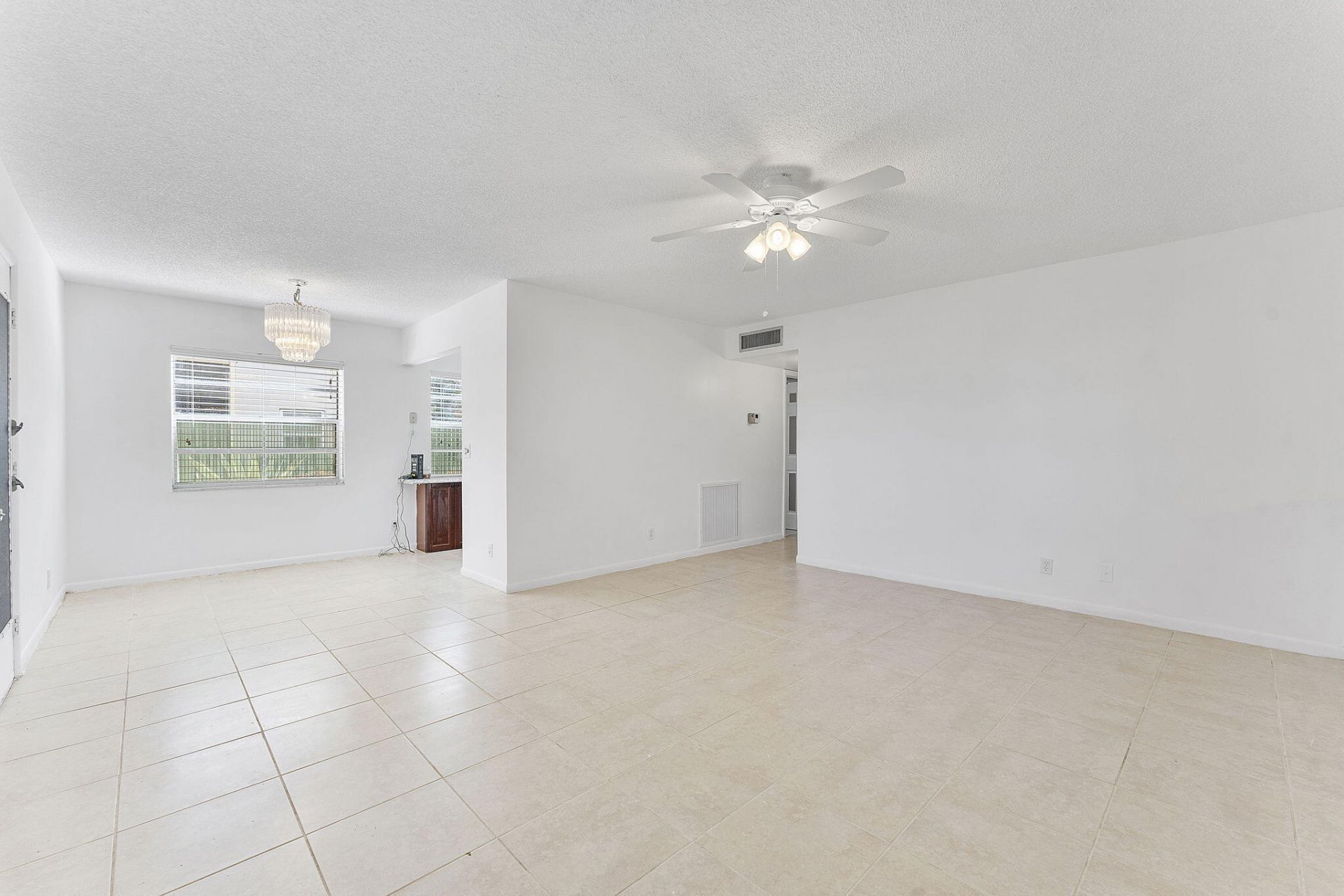 877 Flanders S, Delray Beach, FL 33484 Photo