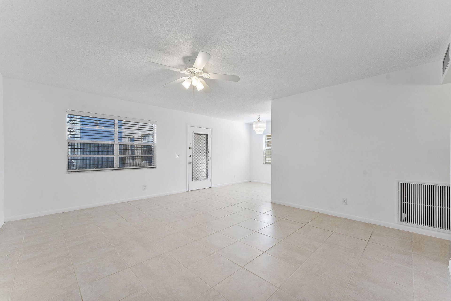 877 Flanders S, Delray Beach, FL 33484 Photo