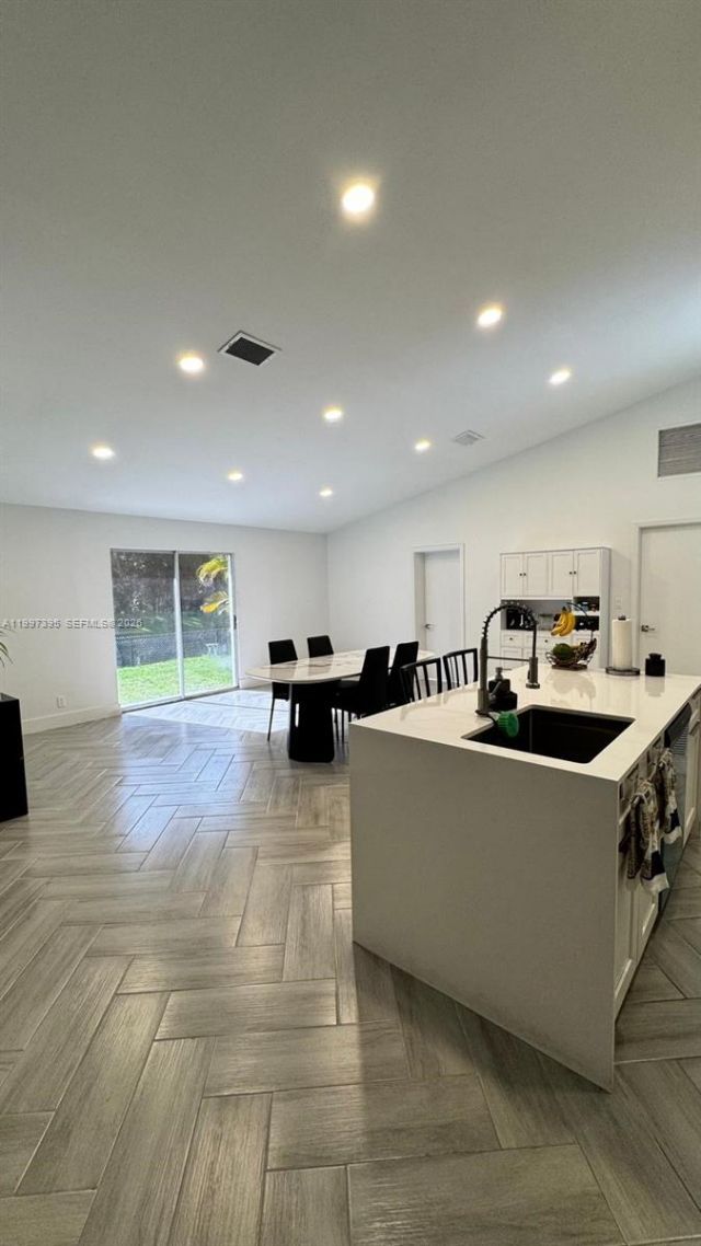 427 SW 169th Ter , Weston, FL 33326 Photo