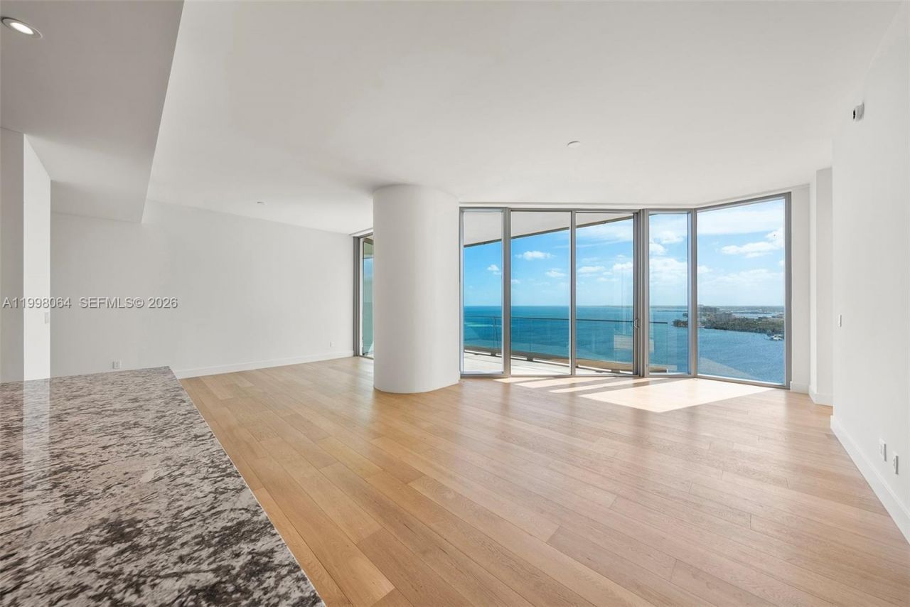 175 SE 25 Rd, Unit 2003, Miami, FL 33129 Photo