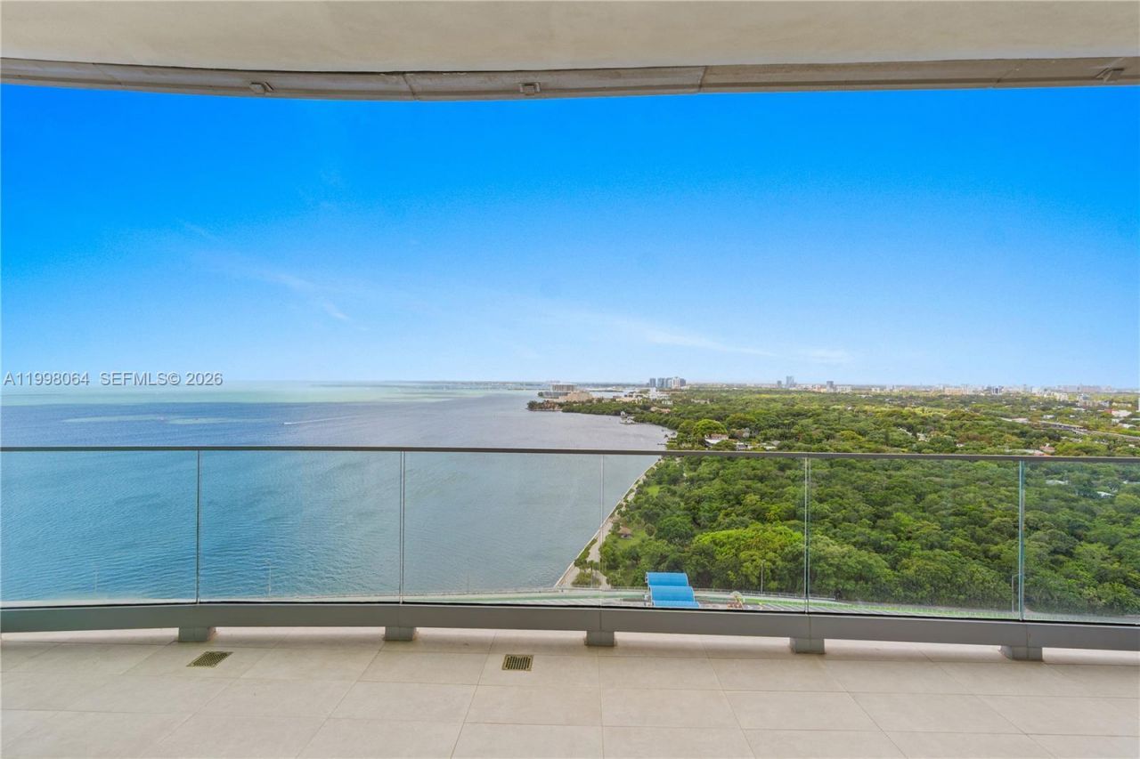 175 SE 25 Rd, Unit 2003, Miami, FL 33129 Photo