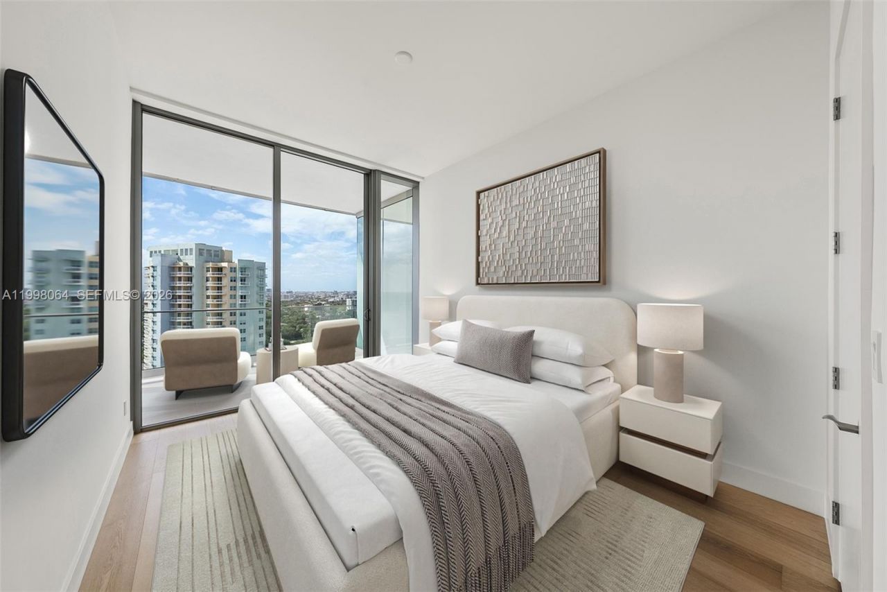 175 SE 25 Rd, Unit 2003, Miami, FL 33129 Photo