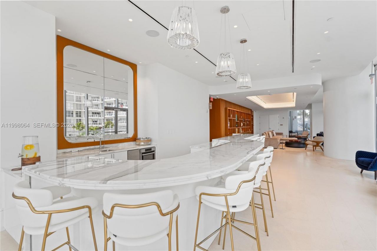 175 SE 25 Rd, Unit 2003, Miami, FL 33129 Photo