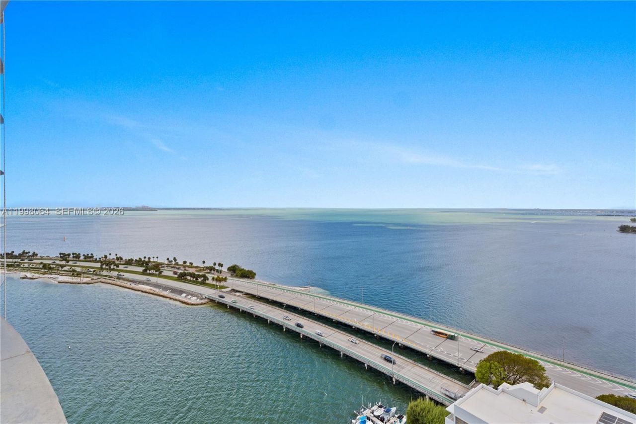 175 SE 25 Rd, Unit 2003, Miami, FL 33129 Photo