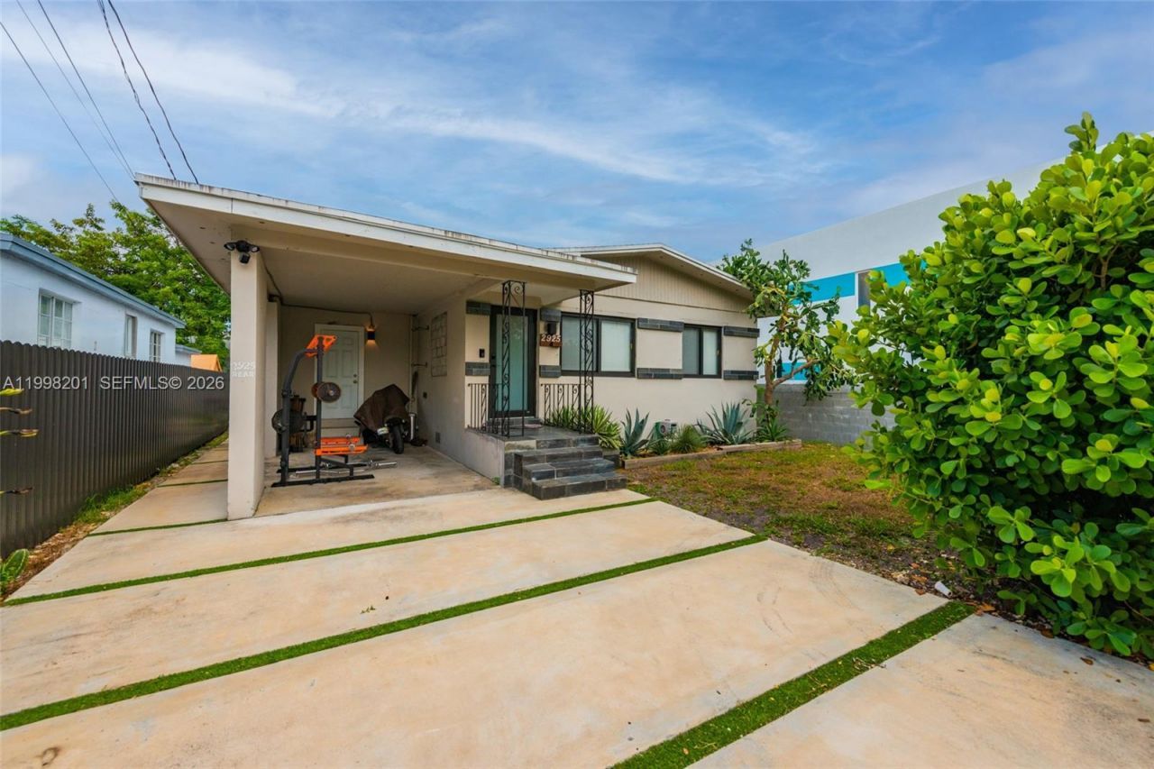 2925 NW 11th Ave , Unit Front, Miami, FL 33127 Photo