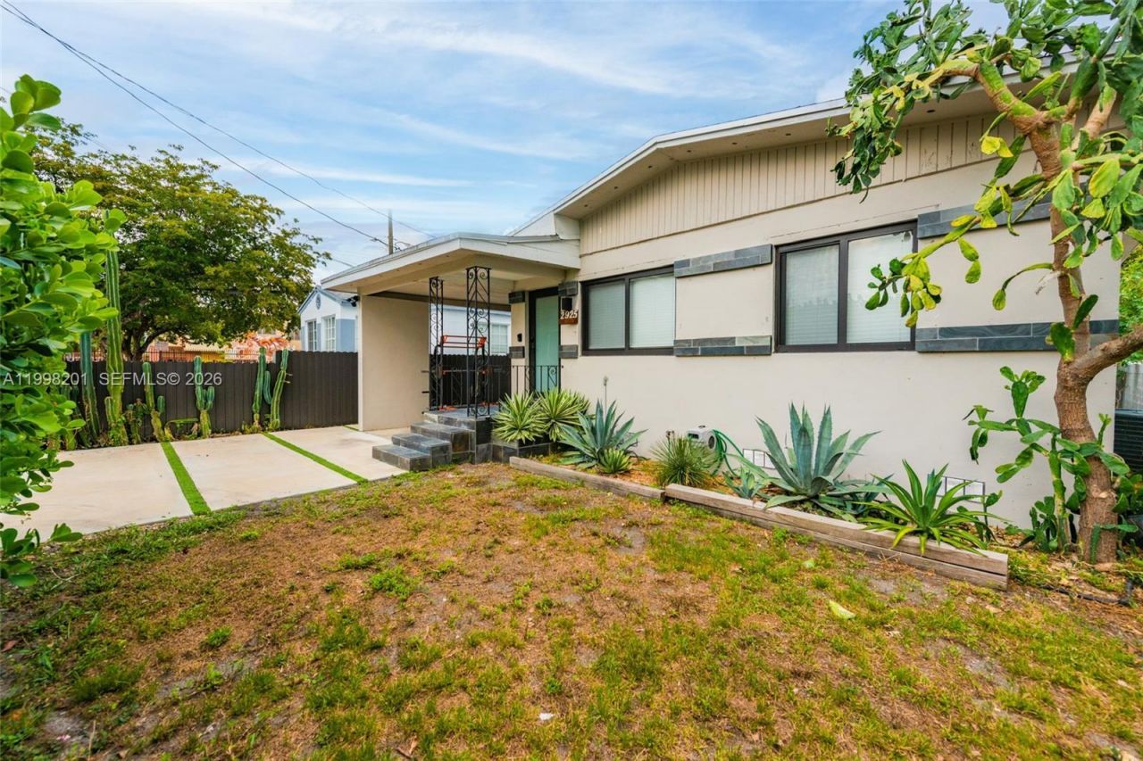 2925 NW 11th Ave , Unit Front, Miami, FL 33127 Photo