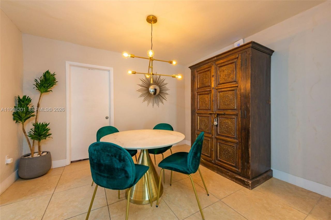 2925 NW 11th Ave , Unit Front, Miami, FL 33127 Photo