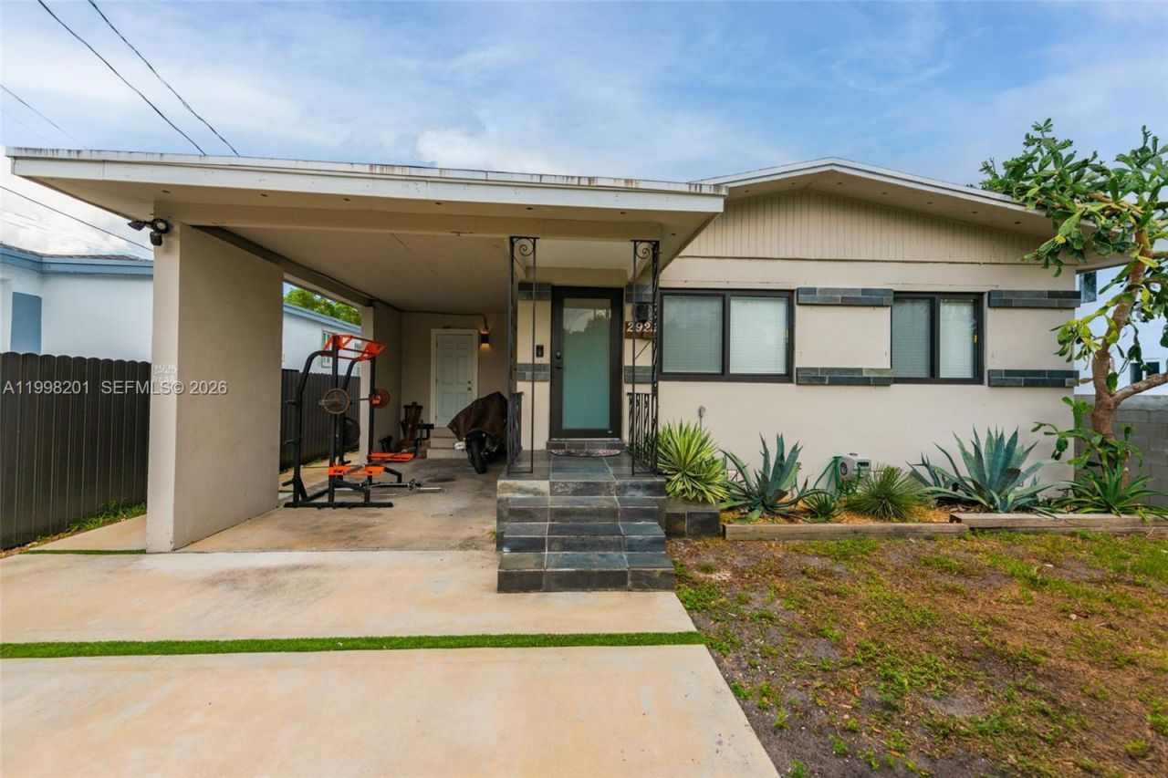 2925 NW 11th Ave , Unit Front, Miami, FL 33127 Photo