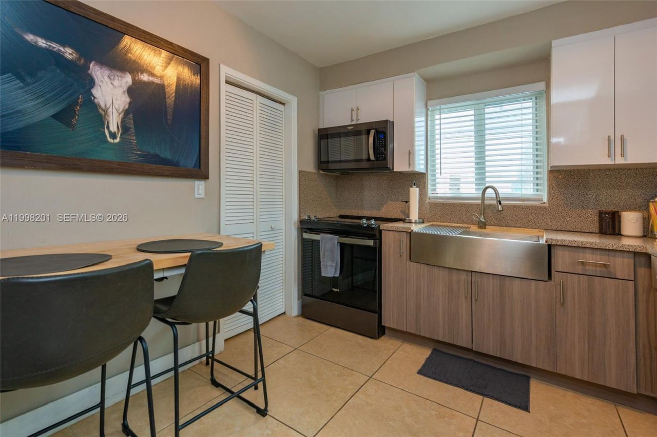 2925 NW 11th Ave , Unit Front, Miami, FL 33127 Photo