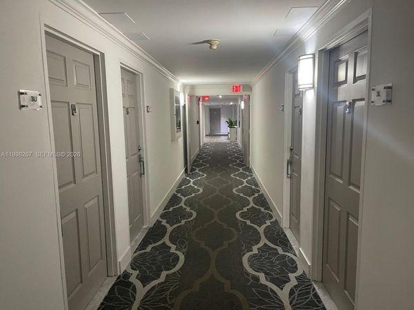 10350 W Bay Harbor Dr, Unit 3M, Bay Harbor Islands, FL 33154