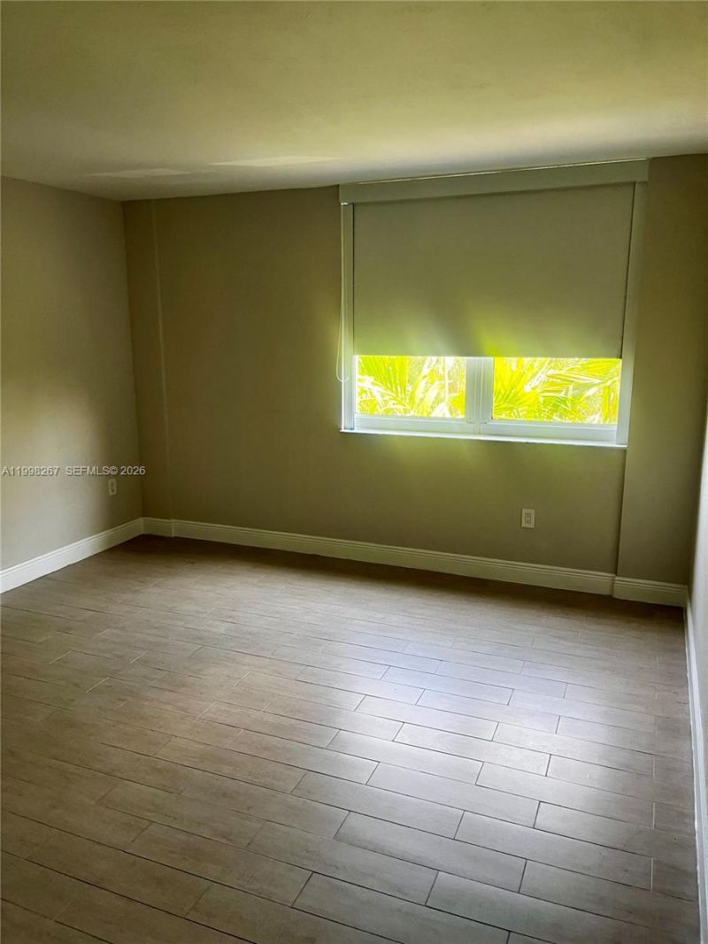 10350 W Bay Harbor Dr, Unit 3M, Bay Harbor Islands, FL 33154 Photo