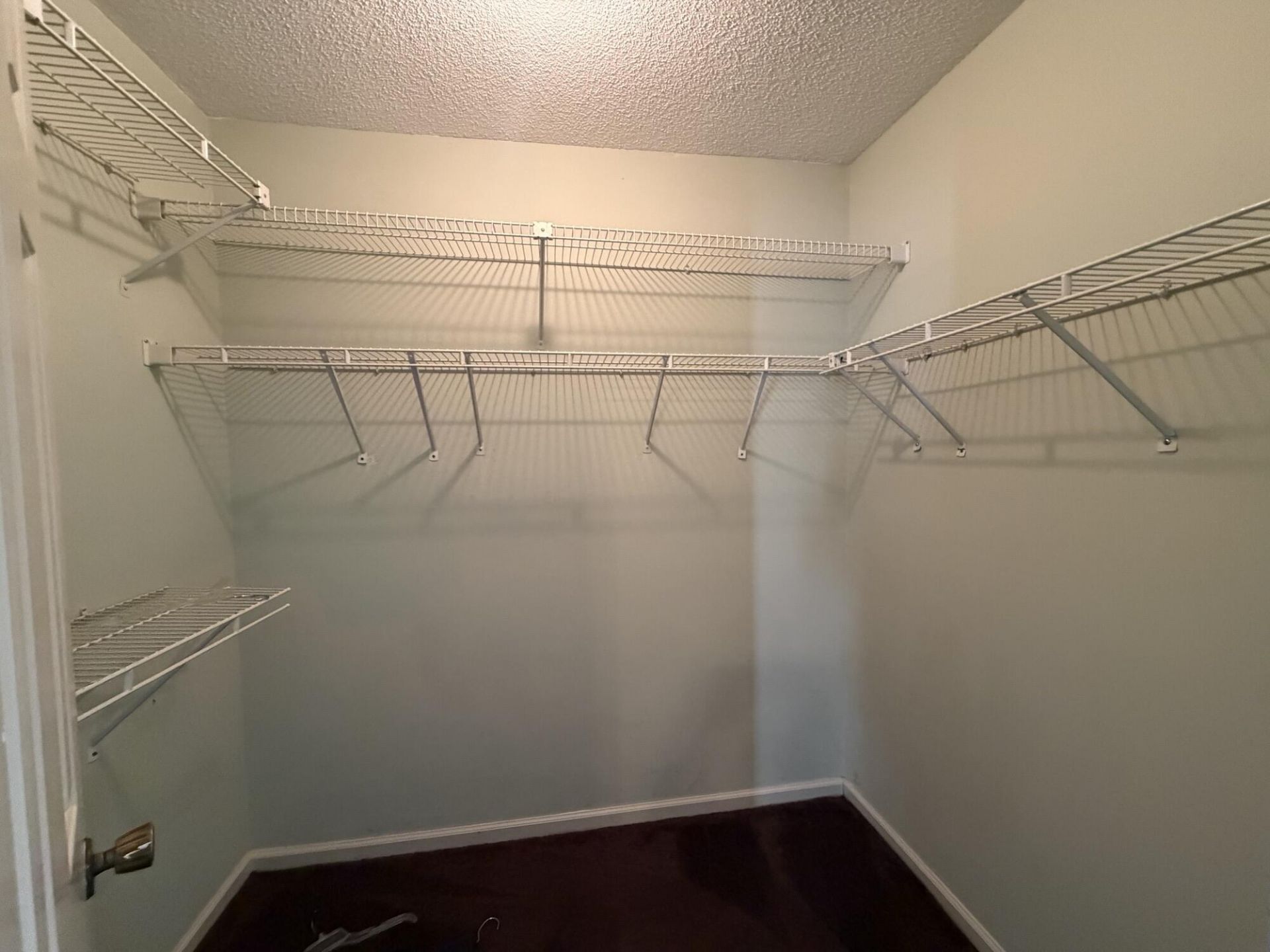 160 Wainwright Photo 13