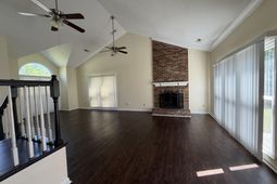 160 Wainwright photo 4