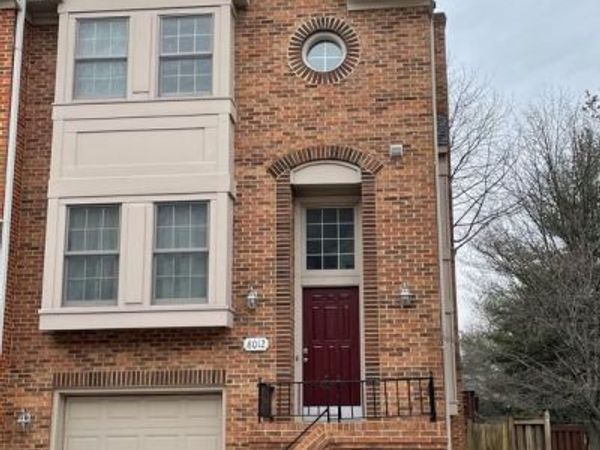 8012 MERRY OAKS COURT , VIENNA, VA 22182