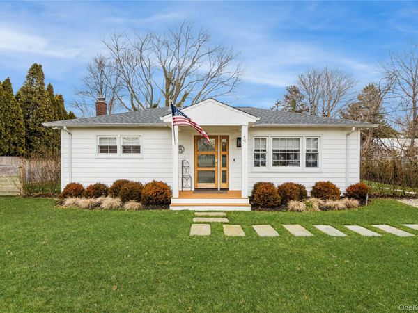 4 Southwind Road , Remsenburg, NY 11960