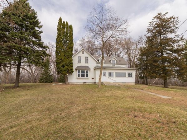 16827 Walden Avenue, Hutchinson, MN 55350