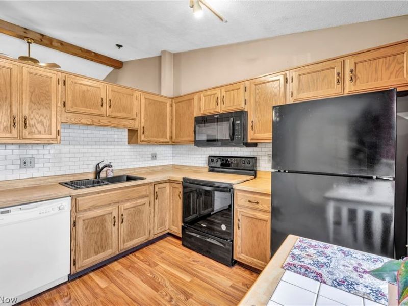 5279 Creekside Boulevard, Unit 07, Brunswick, OH 44212 Photo 14