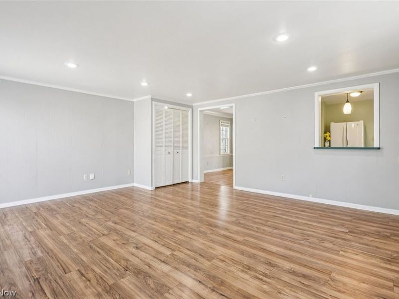 3741 Northwood Road, University Heights, OH 44118 Photo 11