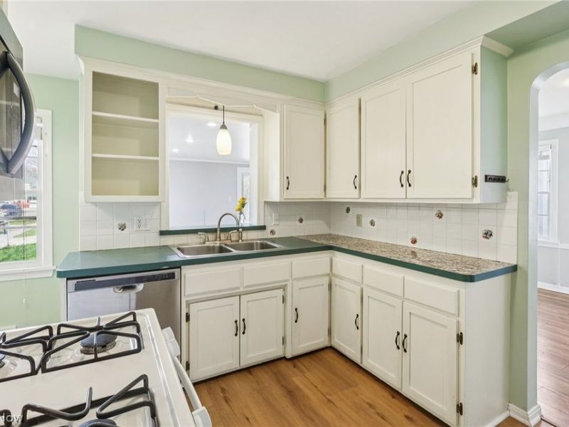 3741 Northwood Road, University Heights, OH 44118 Photo 15