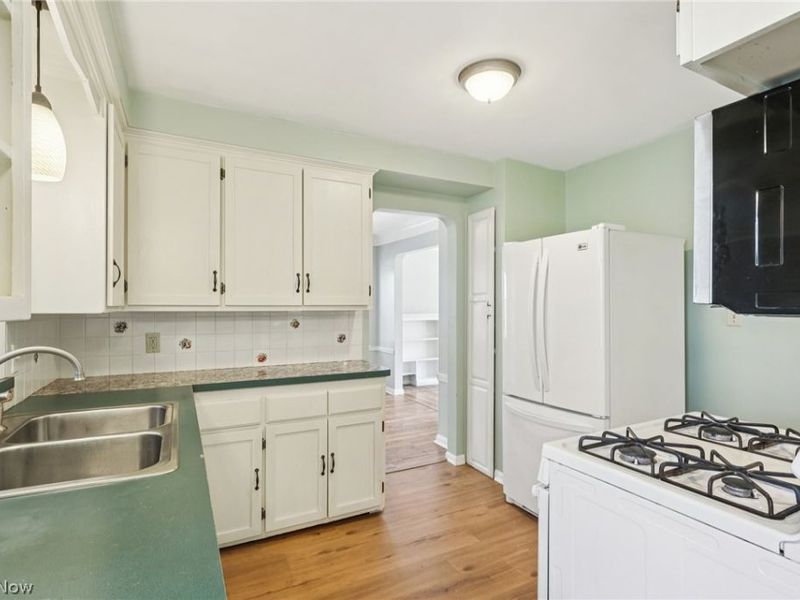 3741 Northwood Road, University Heights, OH 44118 Photo 17