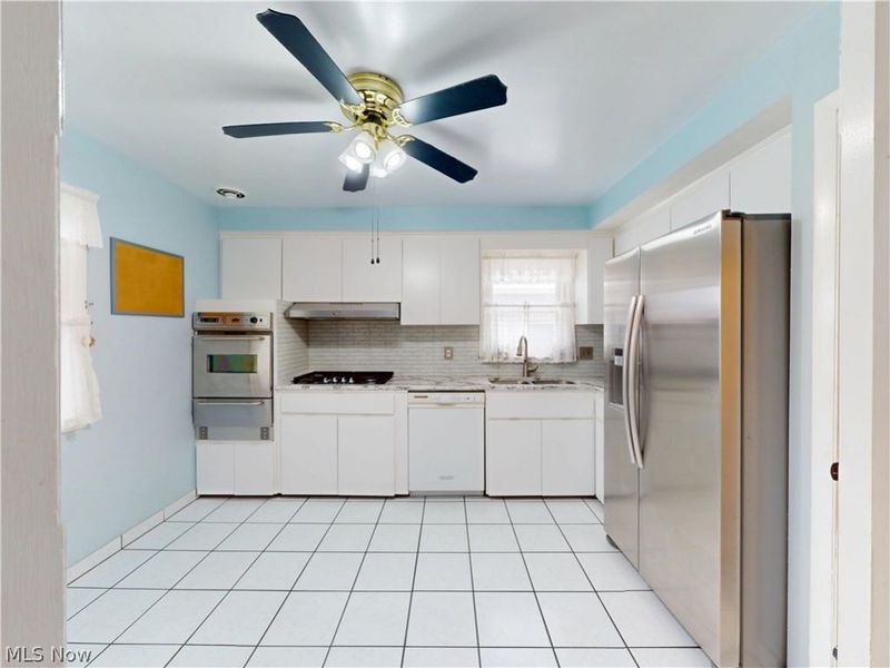 26361 Elinore Avenue, Euclid, OH 44132 Photo 10