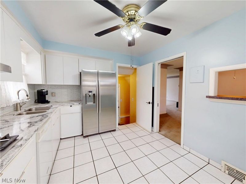 26361 Elinore Avenue, Euclid, OH 44132 Photo 12