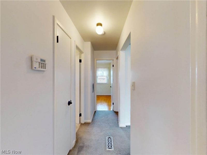 26361 Elinore Avenue, Euclid, OH 44132 Photo 18