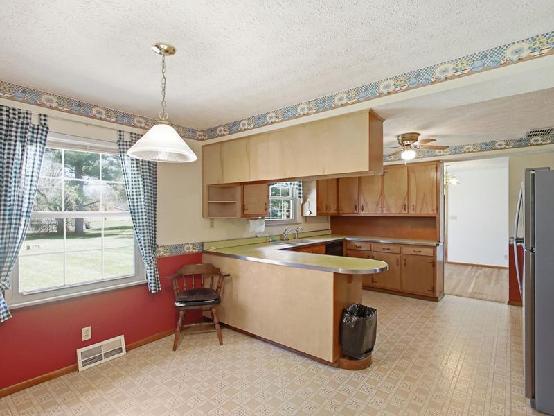 814 Wellington Drive, Springfield, OH 45506 Photo 14